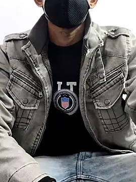 Snapshot of Habibi_big_b chatting on March 6, 2025, 4:38 pm Habibi big b online show from March 6, 2025, 4:38 pm