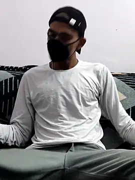 Snapshot of Habibi_big_b chatting on March 20, 2025, 4:53 pm Habibi big b online show from March 20, 2025, 4:53 pm