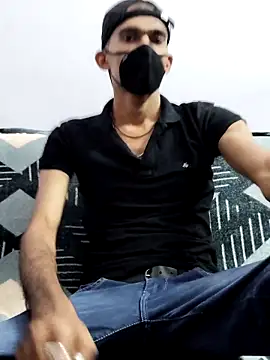 Snapshot of Habibi_big_b chatting on March 18, 2025, 5:55 pm Habibi big b online show from March 18, 2025, 5:55 pm