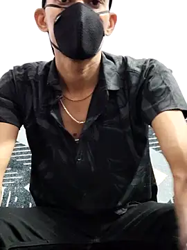 Snapshot of Habibi_big_b chatting on March 16, 2025, 8:43 am Habibi big b online show from March 16, 2025, 8:43 am