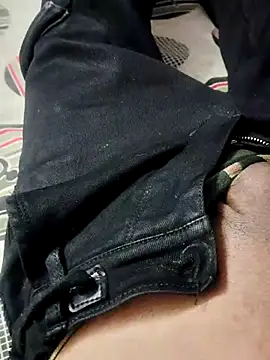 Snapshot of Habibi_big_b chatting on March 12, 2025, 9:56 pm Habibi big b online show from March 12, 2025, 9:56 pm