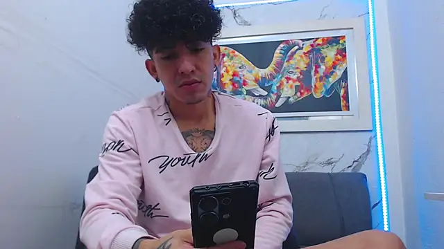 Snapshot of targuerian22 chatting on February 3, 2026, 8:41 am targuerian22 online show from February 3, 2026, 8:41 am