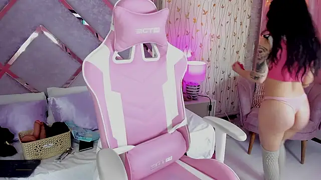 Snapshot of hanna__azumi chatting on March 3, 2025, 1:17 am hanna azumi online show from March 3, 2025, 1:17 am