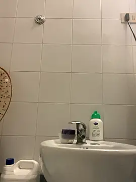 4n4l1zz4m1 online show from January 9, 2026, 4:25 pm