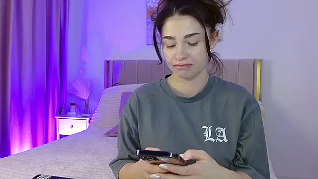 Snapshot of GraceCarther chatting on November 26, 2025, 6:41 pm GraceCarther online show from November 26, 2025, 6:41 pm