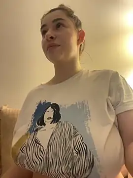 Snapshot of GraceCarther chatting on November 12, 2025, 12:37 am GraceCarther online show from November 12, 2025, 12:37 am