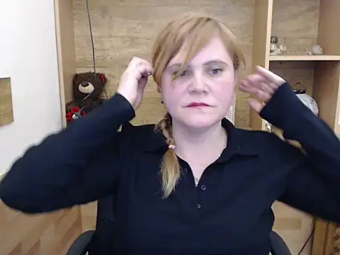 DaniellaKiss online show from March 27, 2026, 8:21 pm