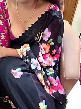 Snapshot of Roja-Telugu777 chatting on January 10, 2026, 3:35 am Roja-Telugu777 online show from January 10, 2026, 3:35 am