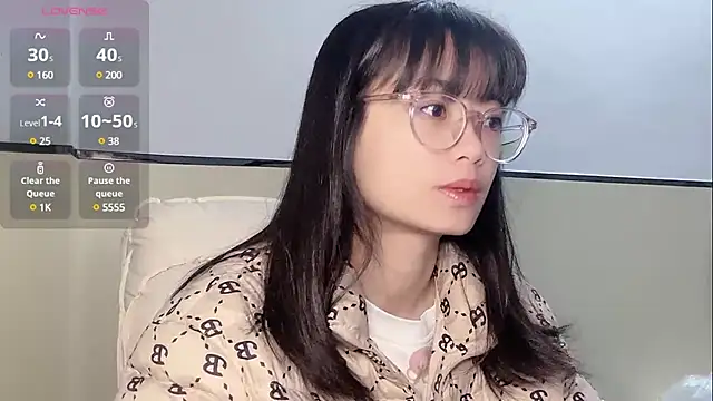 Snapshot of Honey-cici chatting on March 18, 2025, 2:51 am Honey-cici online show from March 18, 2025, 2:51 am