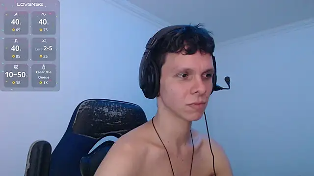 bryamado69 online show from December 16, 2025, 6:17 am