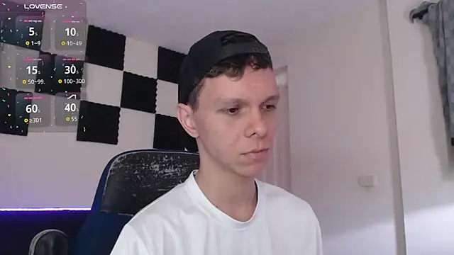 Snapshot of bryamado69 chatting on November 12, 2025, 12:31 pm bryamado69 online show from November 12, 2025, 12:31 pm