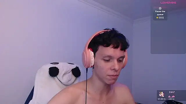 bryamado69 online show from March 20, 2026, 11:28 pm