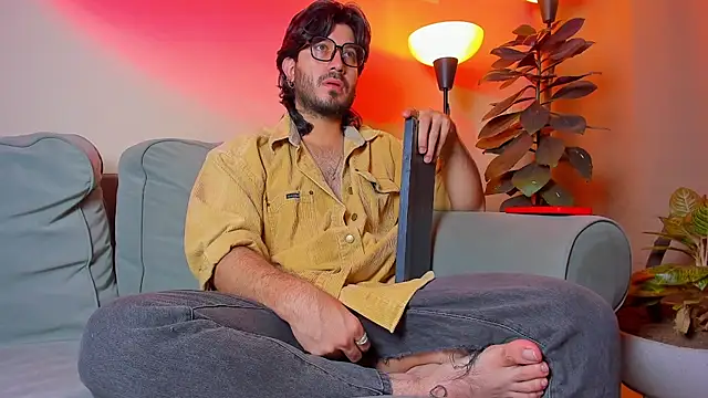 Snapshot of Ackerman_Eren_ chatting on September 15, 2025, 9:54 am Ackerman Eren online show from September 15, 2025, 9:54 am