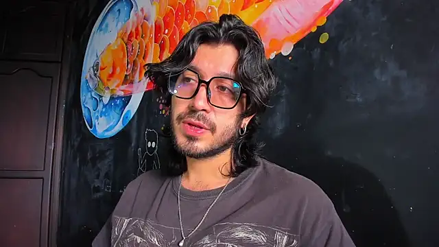 Snapshot of Ackerman_Eren_ chatting on November 4, 2025, 6:11 pm Ackerman Eren online show from November 4, 2025, 6:11 pm