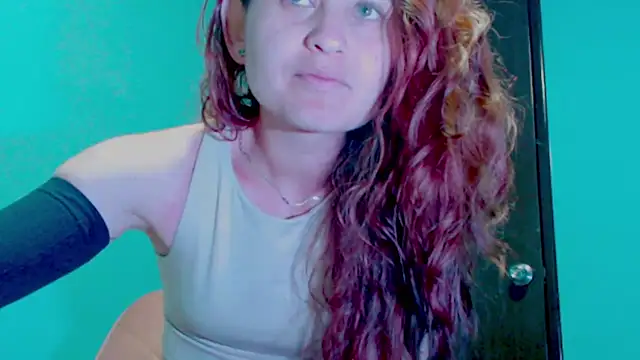 Snapshot of zoe_jones3 chatting on January 24, 2025, 2:07 am zoe jones3 online show from January 24, 2025, 2:07 am