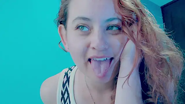 Snapshot of zoe_jones3 chatting on January 20, 2025, 10:15 pm zoe jones3 online show from January 20, 2025, 10:15 pm