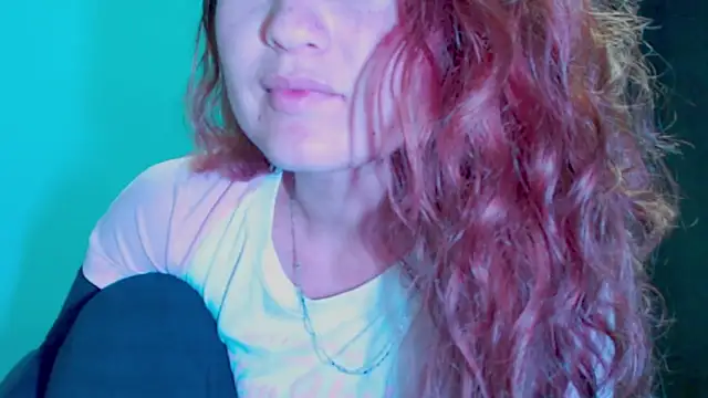 Snapshot of zoe_jones3 chatting on February 19, 2025, 1:40 am zoe jones3 online show from February 19, 2025, 1:40 am