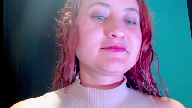 Snapshot of zoe_jones3 chatting on March 12, 2025, 10:39 pm zoe jones3 online show from March 12, 2025, 10:39 pm