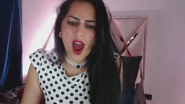 Snapshot of Andrea_Sexx_ chatting on December 31, 2024, 9:21 am Andrea Sexx  online show from December 31, 2024, 9:21 am