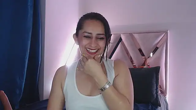 Snapshot of Andrea_Sexx_ chatting on January 21, 2025, 12:57 am Andrea Sexx  online show from January 21, 2025, 12:57 am