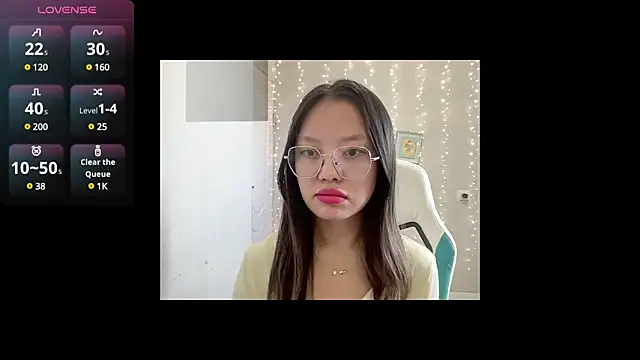 Risalynn online show from March 18, 2025, 4:51 am