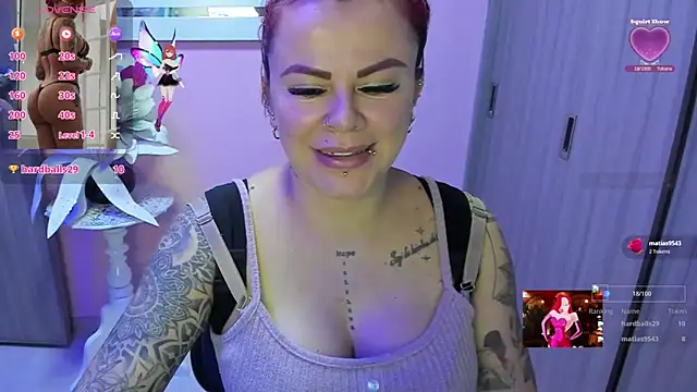 Snapshot of KAROL_MILF chatting on November 9, 2025, 3:49 pm KAROL MILF online show from November 9, 2025, 3:49 pm