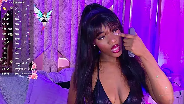 Snapshot of SarahBrunet chatting on November 27, 2025, 1:55 pm SarahBrunet online show from November 27, 2025, 1:55 pm