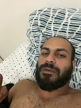 islandvybee55 online show from February 13, 2025, 6:30 am