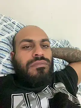 islandvybee55 online show from March 16, 2025, 7:26 am