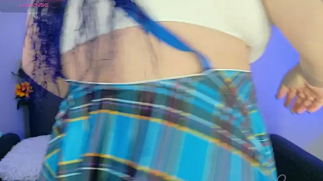 lunitaa0 online show from March 29, 2026, 4:14 am