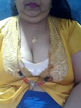 Snapshot of tamilthanushri chatting on November 18, 2025, 4:49 am tamilthanushri online show from November 18, 2025, 4:49 am