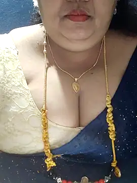 Snapshot of tamilthanushri chatting on November 29, 2025, 3:39 am tamilthanushri online show from November 29, 2025, 3:39 am