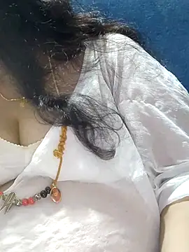 Snapshot of tamilthanushri chatting on December 1, 2025, 10:16 am tamilthanushri online show from December 1, 2025, 10:16 am