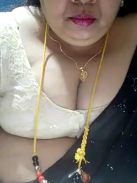 Snapshot of tamilthanushri chatting on November 15, 2025, 7:23 am tamilthanushri online show from November 15, 2025, 7:23 am