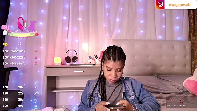 ivonjoness online show from April 16, 2026, 2:23 am