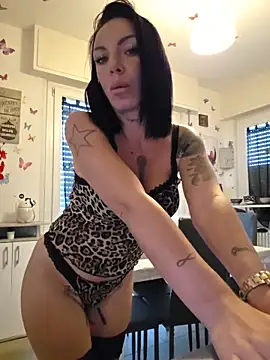 cicciolina online show from November 7, 2025, 1:37 pm