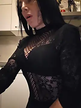 cicciolina online show from November 18, 2025, 8:34 pm