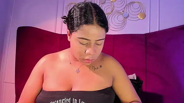 Sofi Fox  online show from April 4, 2026, 2:51 am