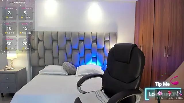 Snapshot of sarita_evanss chatting on February 11, 2026, 4:23 am sarita evanss online show from February 11, 2026, 4:23 am