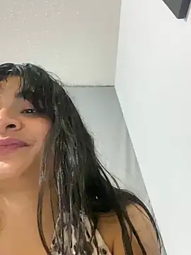 Snapshot of mysteriousgirl20 chatting on December 6, 2024, 5:47 am mysteriousgirl20 online show from December 6, 2024, 5:47 am