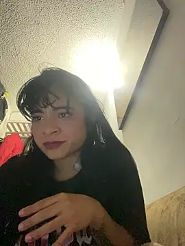 Snapshot of mysteriousgirl20 chatting on December 12, 2024, 10:42 pm mysteriousgirl20 online show from December 12, 2024, 10:42 pm