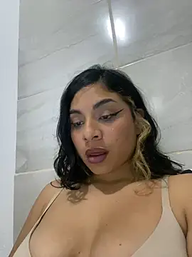 Snapshot of mysteriousgirl20 chatting on October 15, 2025, 10:29 pm mysteriousgirl20 online show from October 15, 2025, 10:29 pm