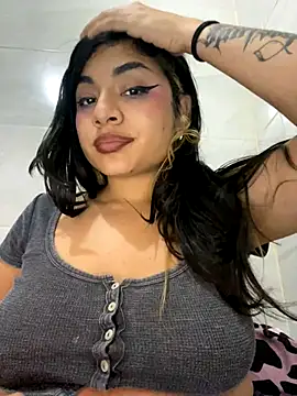 Snapshot of mysteriousgirl20 chatting on November 13, 2025, 4:11 pm mysteriousgirl20 online show from November 13, 2025, 4:11 pm