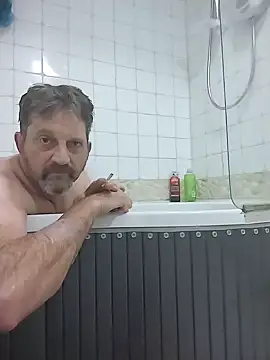 Vernalot 76 online show from November 2, 2025, 7:30 pm