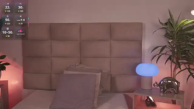 lexiee grey  online show from March 26, 2026, 11:52 am