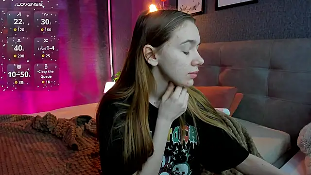 Snapshot of Lesi_Moonie01 chatting on November 29, 2025, 9:20 am Lesi Moonie01 online show from November 29, 2025, 9:20 am