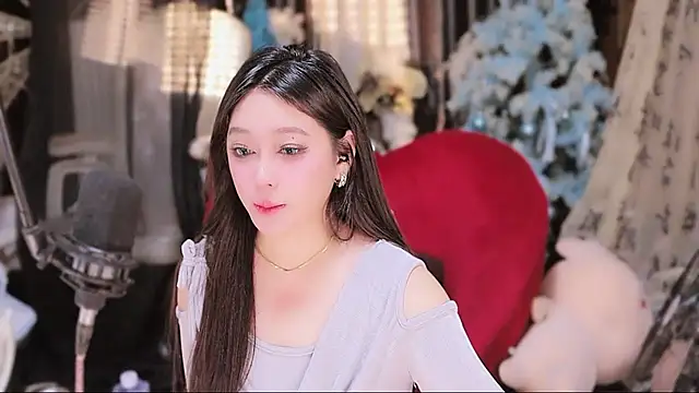 Snapshot of Missy_Nana21 chatting on December 5, 2025, 4:27 pm Missy Nana21 online show from December 5, 2025, 4:27 pm