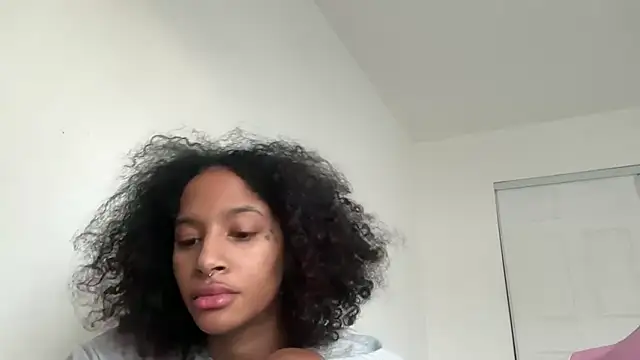 Snapshot of shandiloveslemonss chatting on October 26, 2025, 10:10 pm shandiloveslemonss online show from October 26, 2025, 10:10 pm