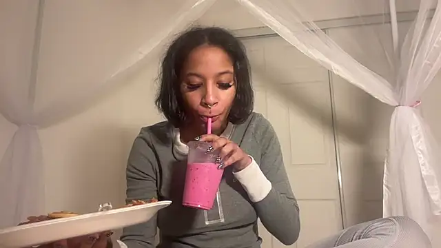 Snapshot of shandiloveslemonss chatting on December 16, 2025, 3:55 am shandiloveslemonss online show from December 16, 2025, 3:55 am