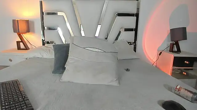 Snapshot of kimberlyycox chatting on January 22, 2025, 1:10 am kimberlyycox online show from January 22, 2025, 1:10 am